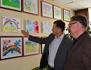 В «Газпром газораспределение Великий Новгород» открылась выставка детского рисунка