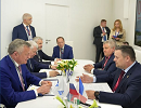 Генеральный директор ООО «Газпром межрегионгаз» Сергей Густов и губернатор Новгородской области Андрей Никитин провели рабочую встречу в рамках Петербургского международного экономического форума